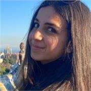 Profesora de apoyo escolar de primaria, especializada en idiomas. Con experiencia